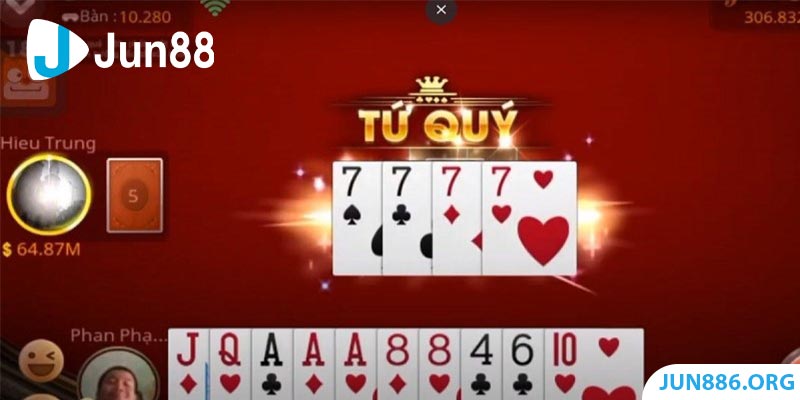 Cầm Tứ Quý trên tay chặt được những gì?