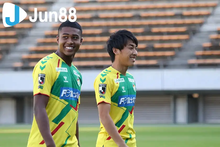 Chiba đang được đánh giá cao hơn ở trận đấu này. Chiba đang được đánh giá cao hơn ở trận đấu này.